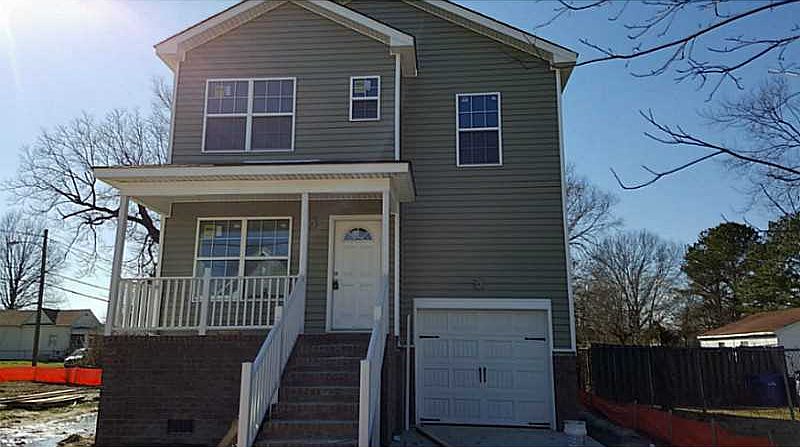 1st image of 2814 Chestnut St