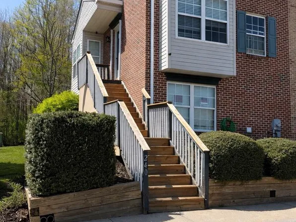 240 Mike Dr, Elkton, MD 21921