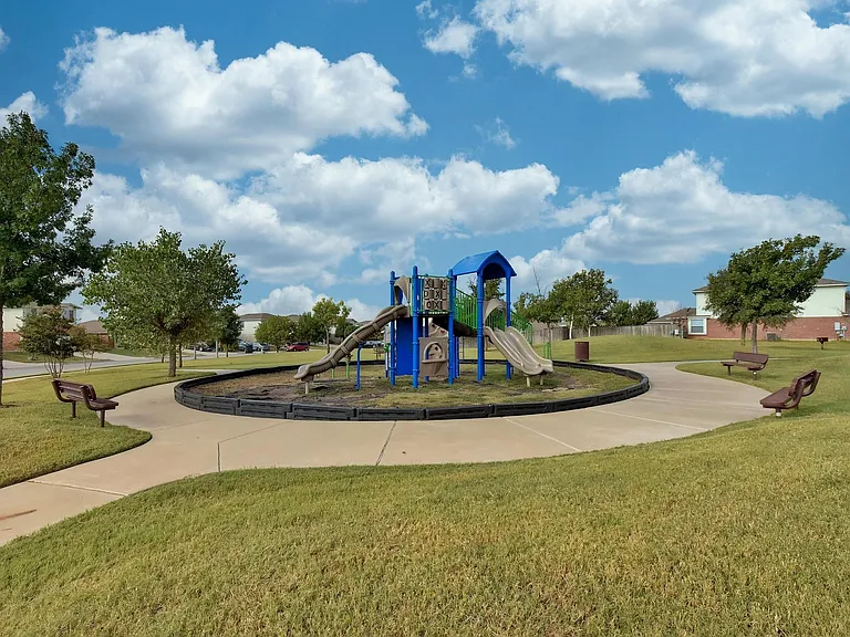 20704 John Gill Dr — Photo 36