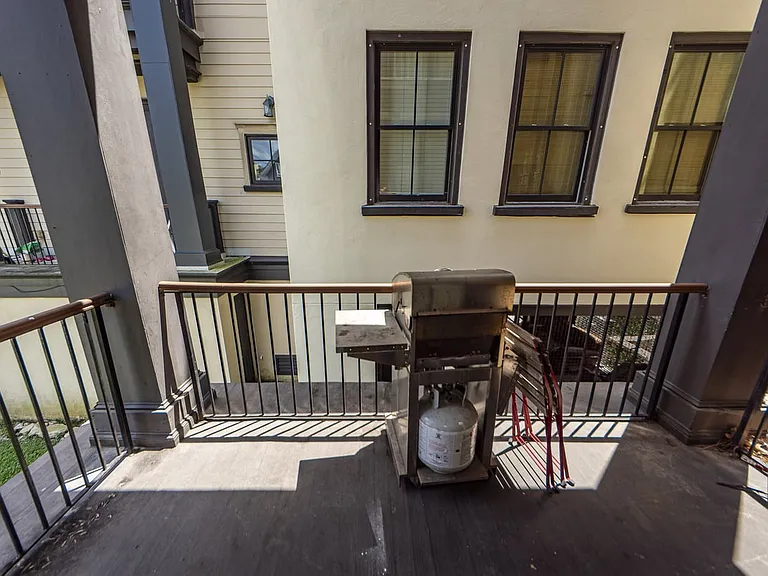 45 Morris St #A — Photo 30