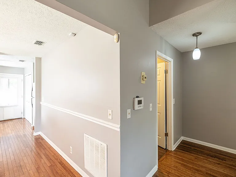 5507 Hill Ct — Photo 31
