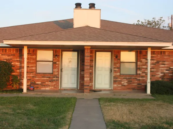 974 Cheryl Dr, Burkburnett, TX 76354