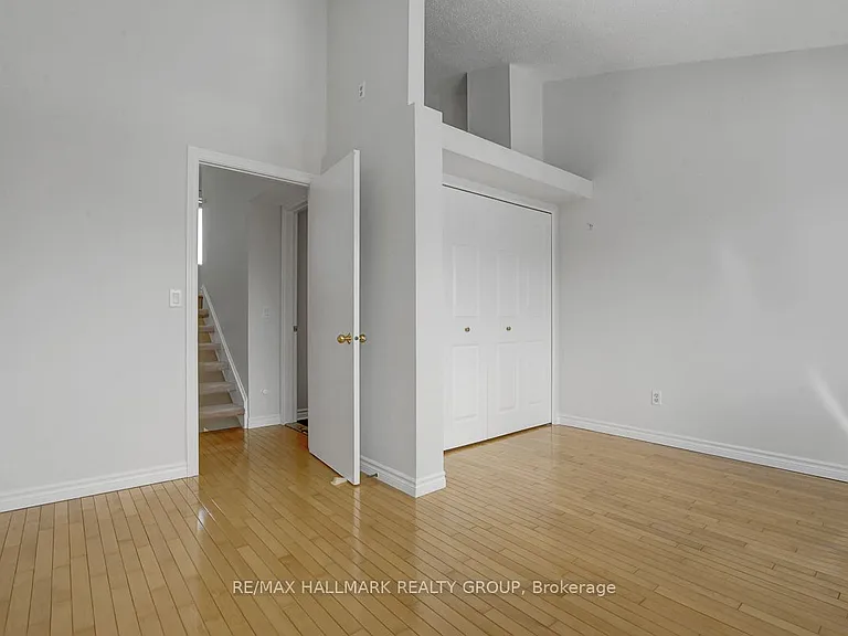 261 Bruyere St — Photo 24