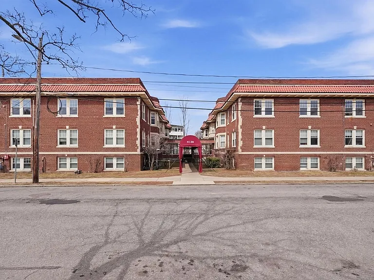 39 Richardson Ave #12 — Photo 13