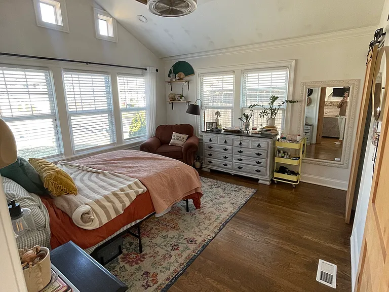 6217 Brookside Blvd — Photo 8