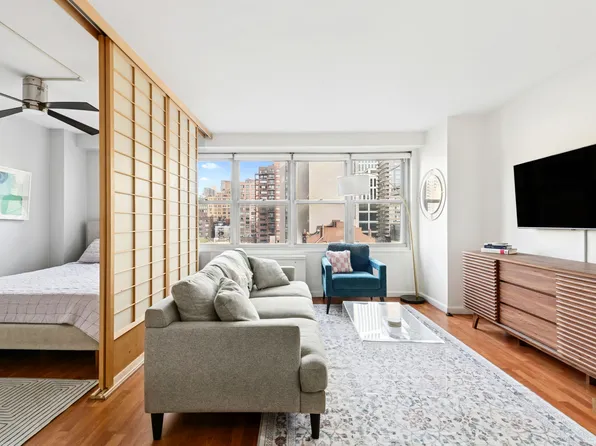 363 East 76th Street image 2 of 16