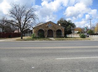 102 S 11th St, Junction, TX 76849