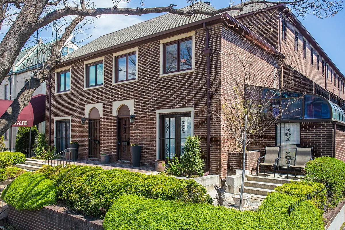 Condo Exterior 3 - 1715 15th St NW #A