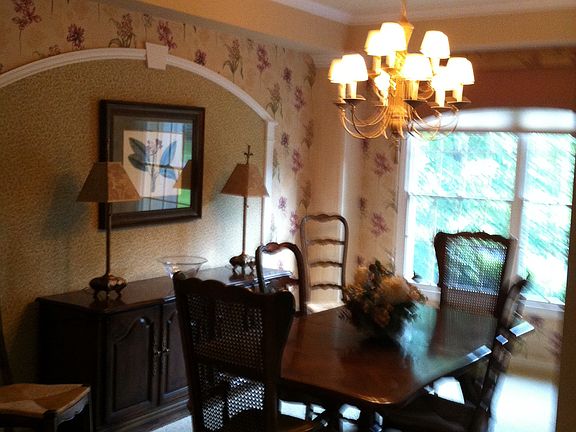 3rd image of 7909 Autumn Woods Dr SE