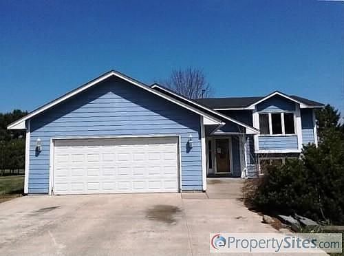 1st image of 2535 183rd Ave NE