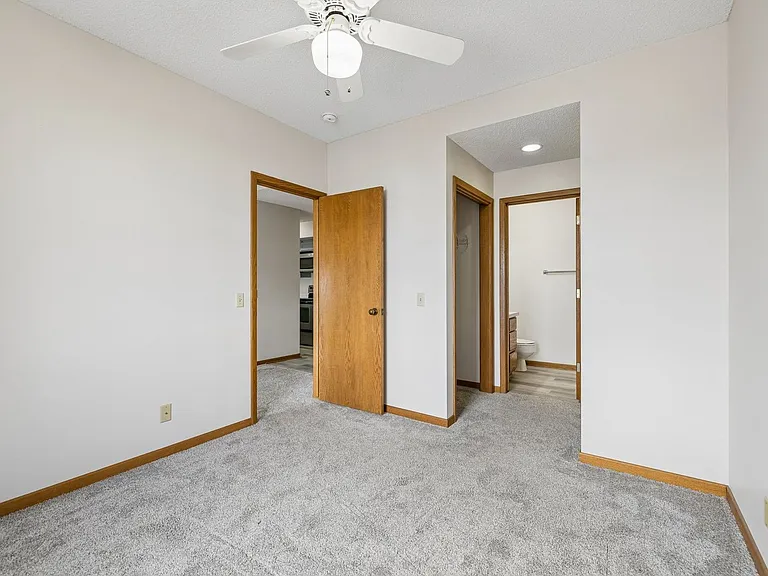 139 N 11th St #1003 — Photo 11