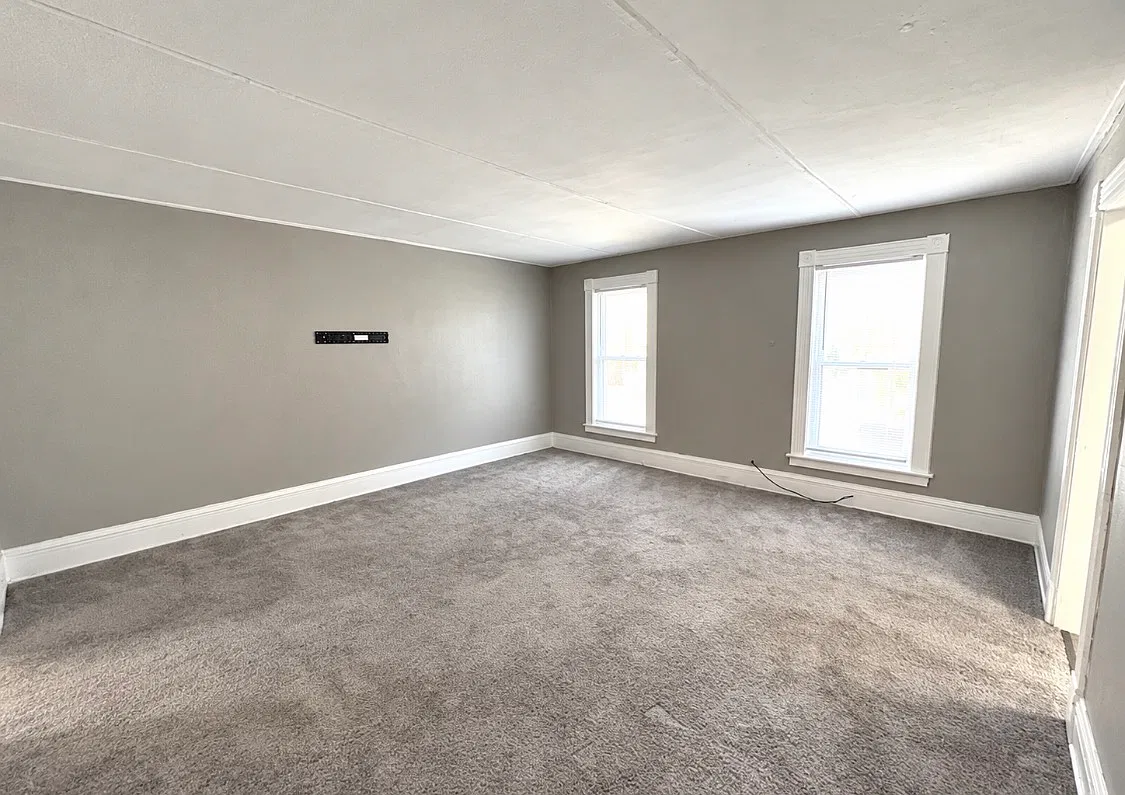 1 bed, $895 — Photo 2