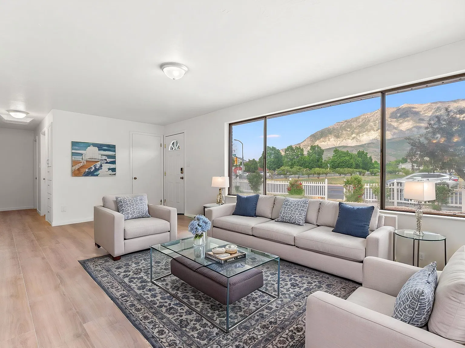 Newly Renovated 4 Bed, 2 Bath Home in Orem - $2500/mo — Photo 2