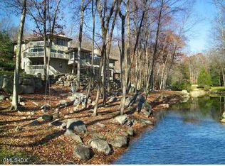 4 Chateau Ridge Rd, Greenwich, CT 06831