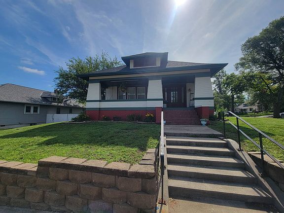 2nd image of 1521 J St