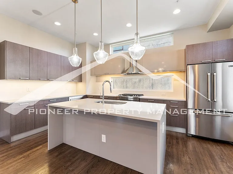 2121 N Marion St #1 — Photo 7