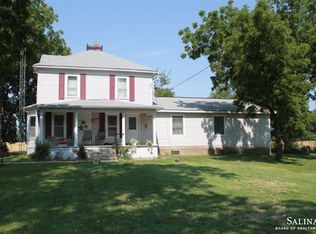 320 W 5th St, Gypsum, KS 67448