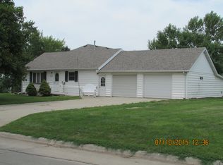 512 Slaughter Ave, Pender, NE 68047
