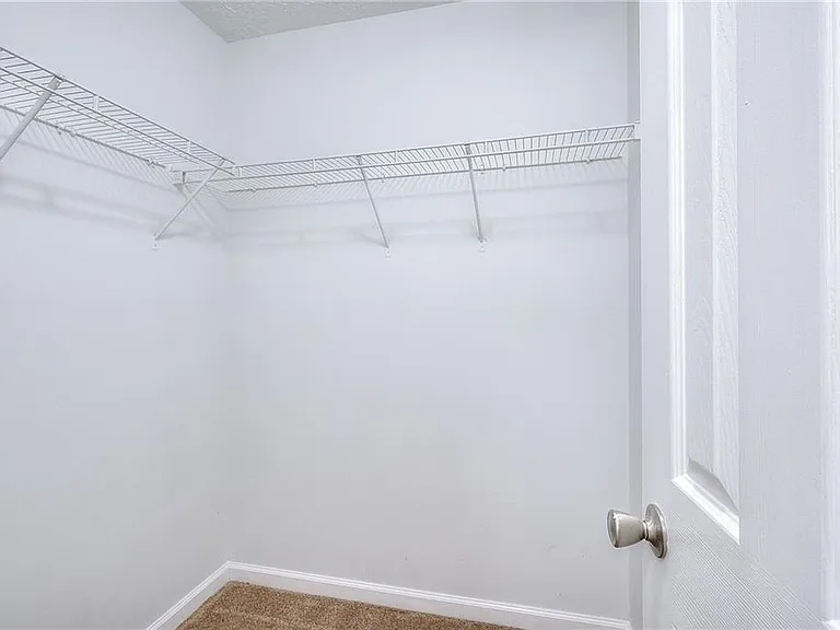 453 Tara Commons Cir — Photo 6