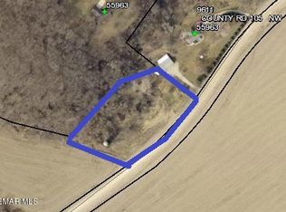 105 Xxxl County Rd, Pine Island, MN 55963