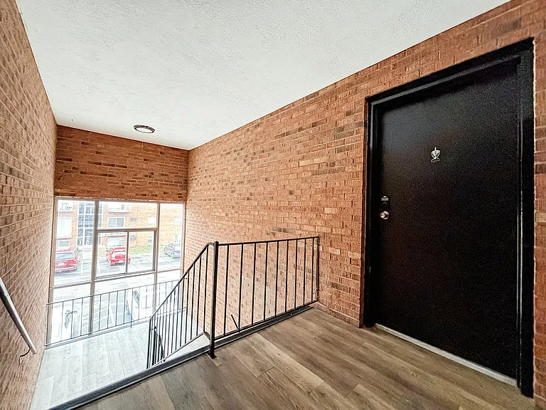 2838 Harrison Ave #4 — Photo 8