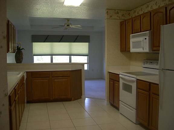 Great Kitchen!