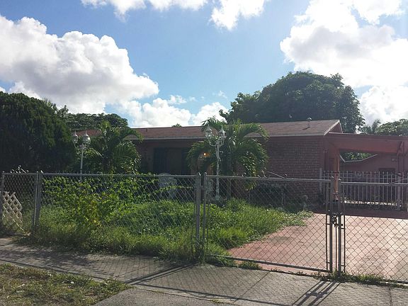 4th image of 4050 NW 200th St