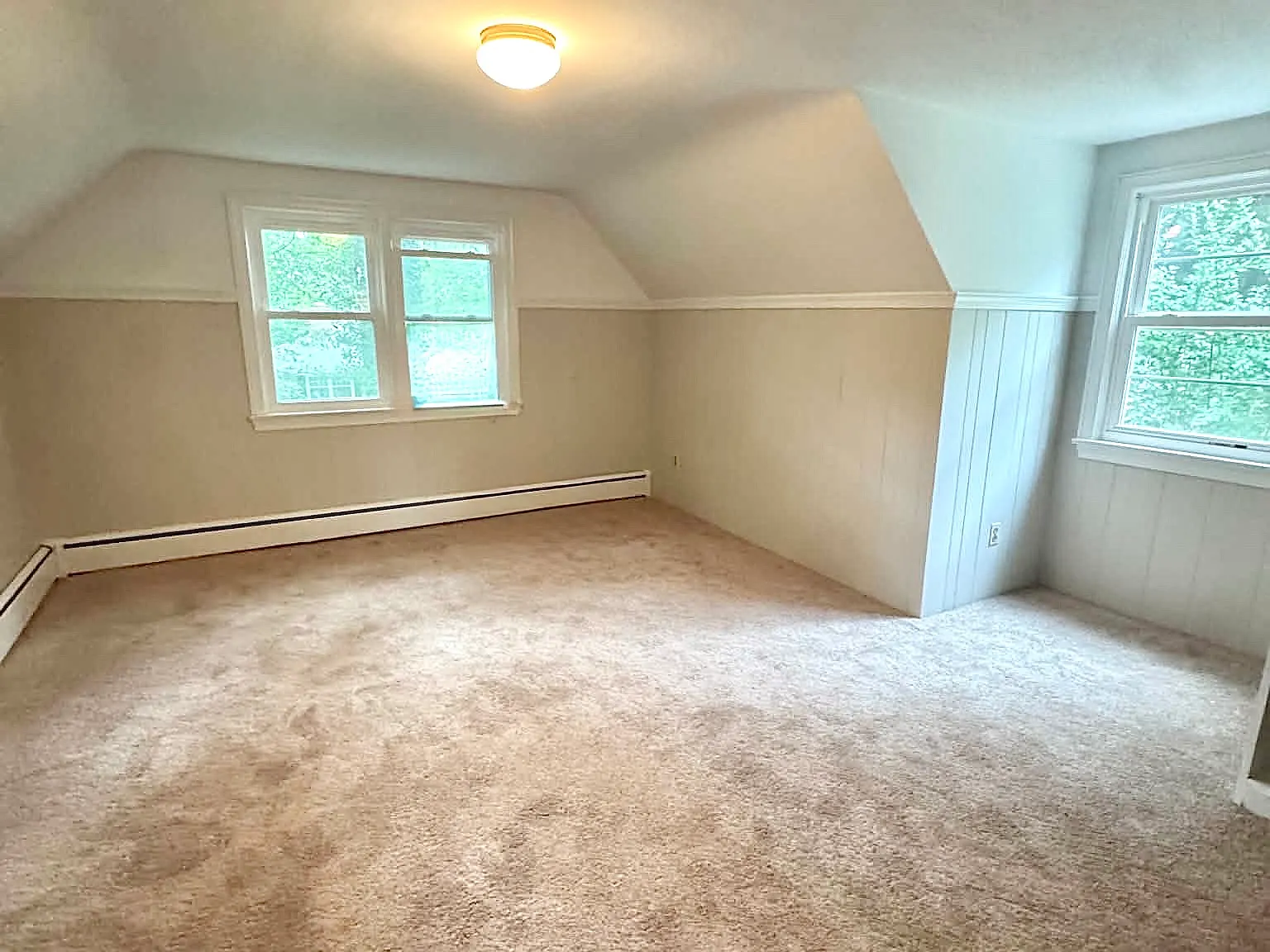 5 bed, 2852 sqft, $2,800 — Photo 3
