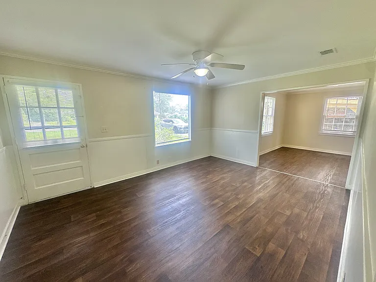 1604 Garland Pl — Photo 5