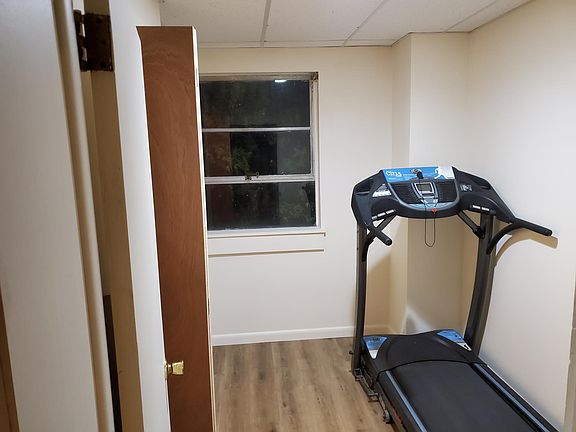 Office / Exercise / Play / Hobby room next to bathroom