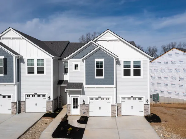 2626 Timberside Dr, Hebron, KY 41048