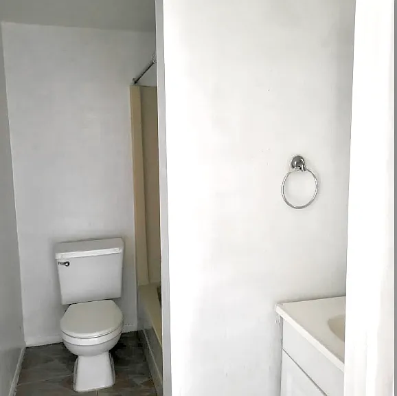 1355 Lavin Ln — Photo 6