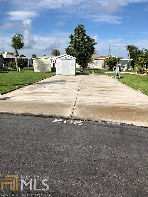 1st image of 13740 SE 123rd Ct #206