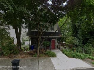 153 Highview Ave, Staten Island, NY 10301