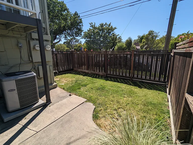 Private, fenced backyard with private, lockable entrance gate. Easy bike access!