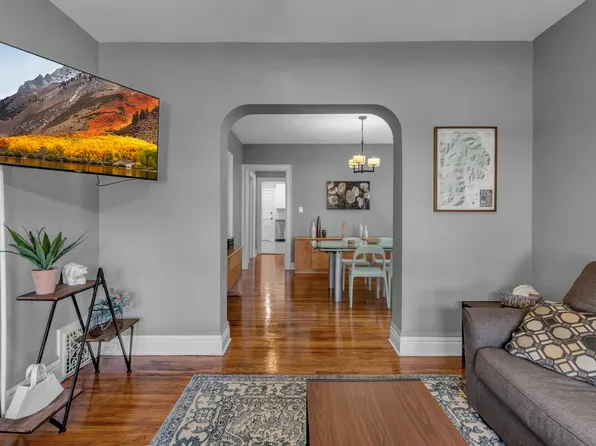 215 Maple St, Buffalo, NY 14204