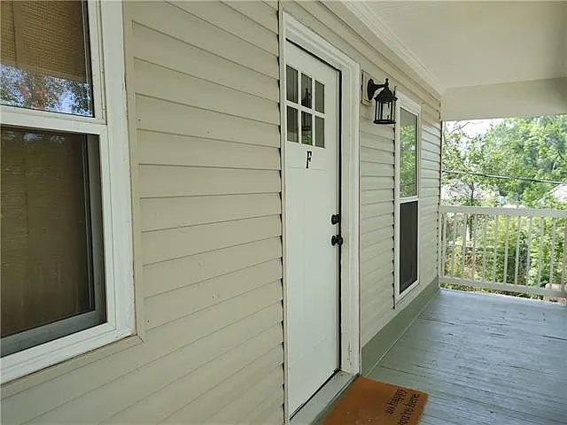425 Depre St #F — Photo 3