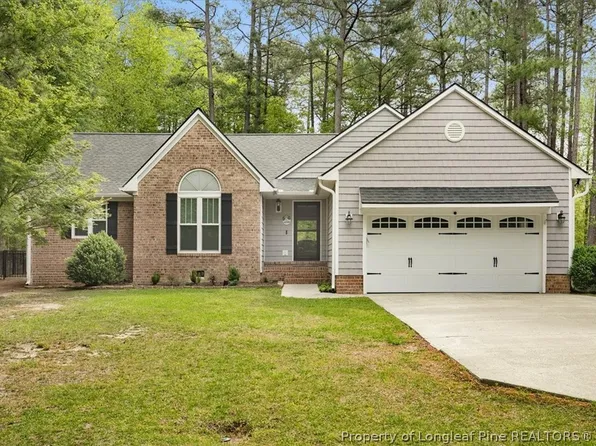 57 Maplewood Dr, Sanford, NC 27332