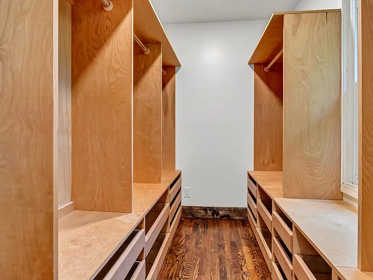 5004 Holston Dr — Photo 13