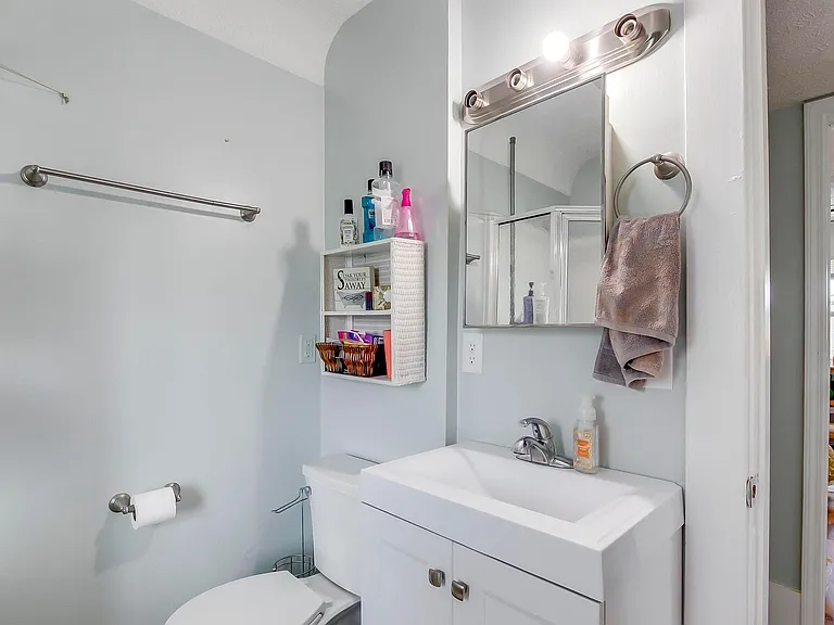 Upstairs bathroom