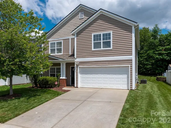 10818 Slalom Hill Rd, Charlotte, NC 28278