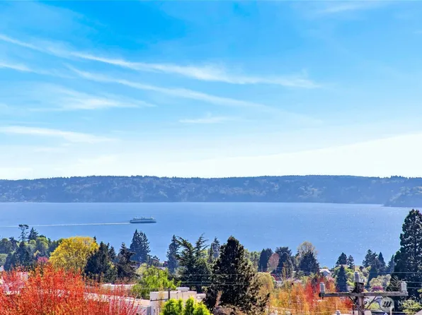 4153 California Avenue SW, Seattle, WA 98116