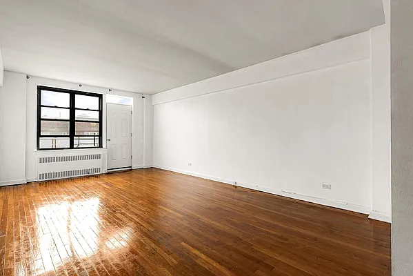 83-40 Austin Street #7J in Kew Gardens, Queens | StreetEasy