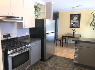 328 Ray St, Anchorage, AK 99508