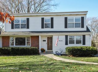 920 Rosemary Ter, Deerfield, IL