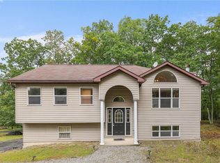 139 Summerton Cir, East Stroudsburg, PA