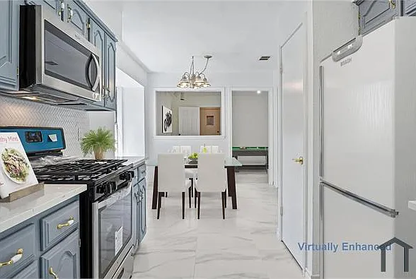 1629 Glencairn Ln — Photo 14