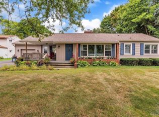 41435 Edison Lake Rd, Van Buren Township, MI 48111