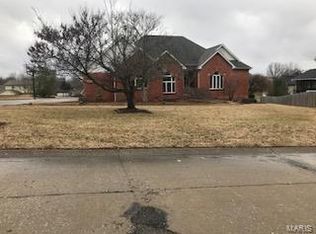 1557 Greenbrier St, Cape Girardeau, MO 63701