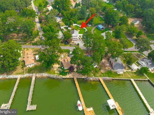 15220 Potomac River Dr, Cobb Island, MD 20625